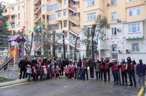Nəsimi rayonunda daha bir abad həyət sakinlərin istifadəsinə verilib