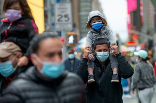 “Omikron” ştammının simptomsuz daşıyıcılarının təhlükələri barədə xəbərdarlıq edildi