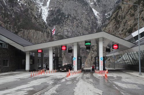 Quru sərhədlərin açılması gözlənilmir