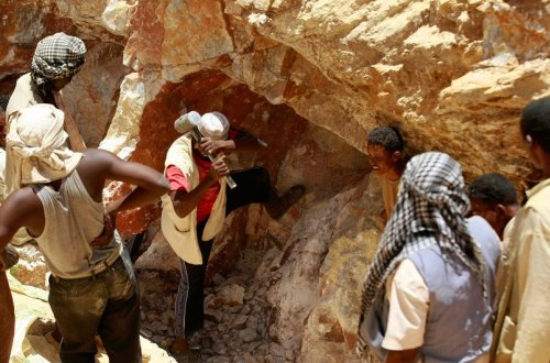 Sudanda qızıl mədəni çöküb, 30-dan çox adam ölüb