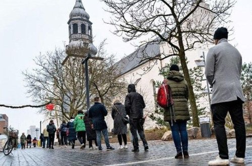 COVID-19-a yoluxmada dünya lideri oldu