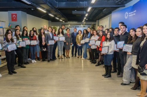 “INTERN ACADEMY – 2” TƏCRÜBƏ PROQRAMININ BAĞLANIŞ MƏRASİMİ KEÇİRİLİB.