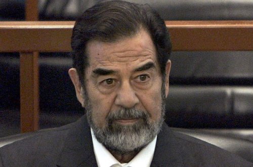 Səddam Hüseynin müdafiəsi üçün iki prezident pul ayırıb (FOTO)