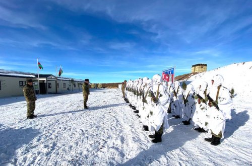 Baş Qərargah rəisi Kəlbəcərə getdi - FOTO