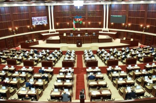 Milli Məclis “Media haqqında” yeni qanunu qəbul etdi