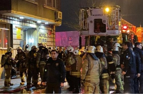 Türkiyədə güclü yanğın zamanı 10 nəfər tüstüdən zəhərlənib