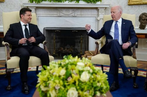 Baydenlə Zelenski arasında telefon danışığı oldu