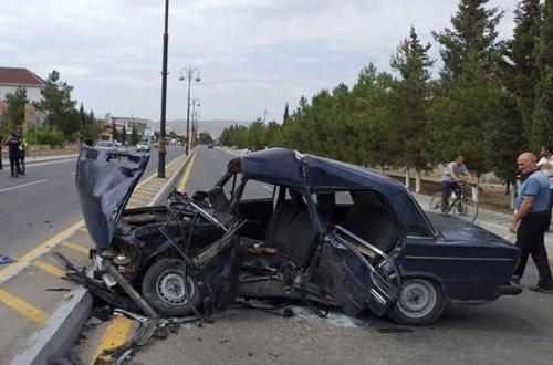 Qəzada arvadı öldü, nəvələri yaralandı