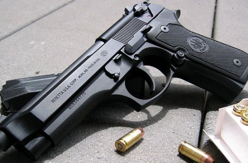 Gəncədə avtomobildə silah-sursat aşkarlanıb