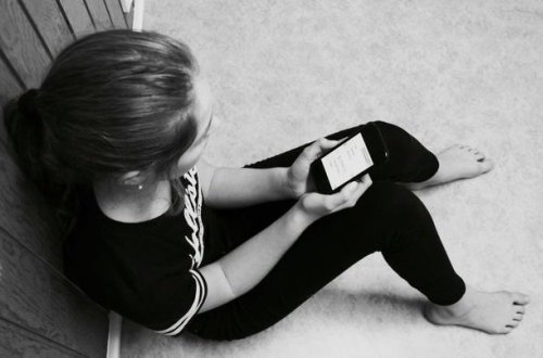 Bakıda iki uşaq atasının cinayəti: 13 yaşlı qızı evə apardı, “evlənəcəm” dedi – MƏHKƏMƏ