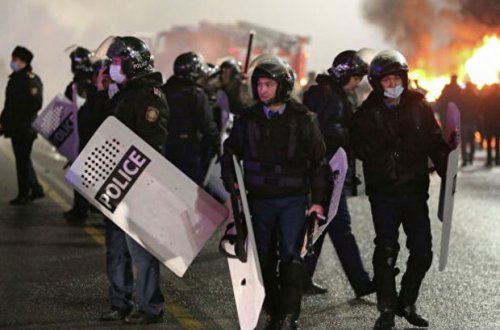 Президент Казахстана принял отставку правительства: протесты продолжались до утра - ФОТО/ВИДЕО