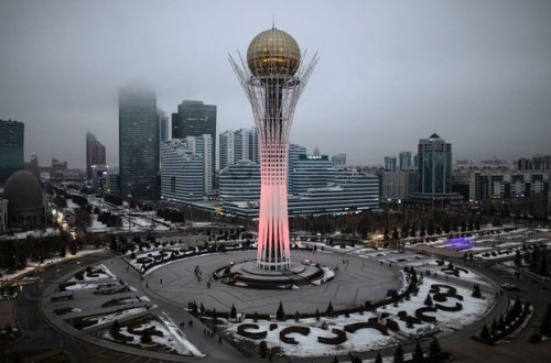 Жители Нур-Султана массово снимают наличные деньги