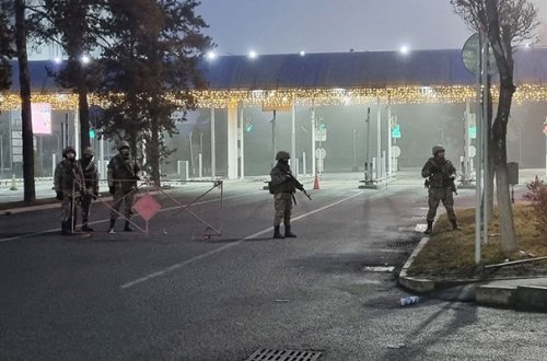 Xarici vətəndaşların Qazaxıstana girişinə qadağa qoyuldu