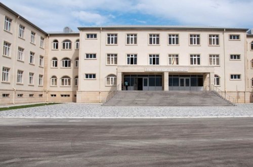 Bakıda yanğın baş verən məktəb distant təhsilə keçib