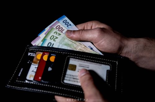 Nazirlik işçilərin real maaşını gizlədən sahibkarlara xəbərdarlıq edib