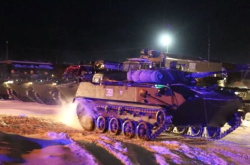 Военные и техника ВДВ РФ отправлены в Казахстан - ВИДЕО