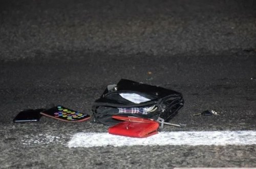 Paytaxtda avtomobil orta yaşlı qadını vuraraq hadisə yerindən uzaqlaşıb