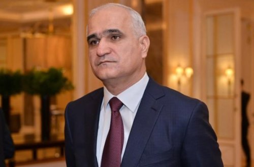 Şahin Mustafayev yeni rəhbəri kollektivə təqdim etdi