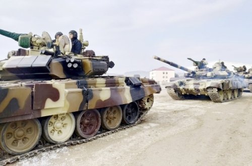 Ordumuzda birləşmənin komanda-qərargah təlimi keçirildi - Video