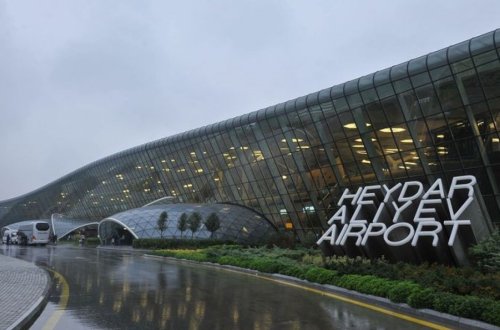 Azərbaycan aeroportlarında sərnişin axını kəskin artıb
