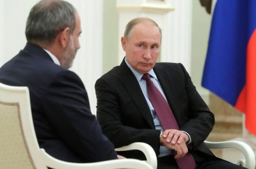 Путин и Пашинян обсудили ситуацию в Карабахе