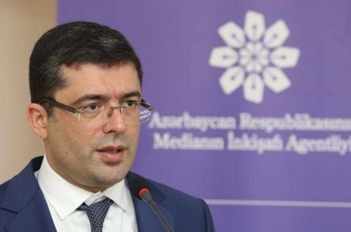 Əhməd İsmayılov: 