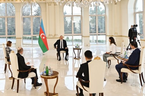 Azərbaycan Prezidenti yerli televiziya kanallarına müsahibə verib -TAM  MƏTN