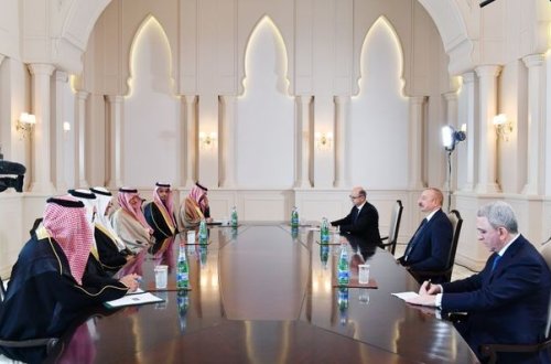 Azərbaycan Prezidenti Səudiyyə Ərəbistanının energetika nazirini qəbul etdi - YENİLƏNİB + FOTO