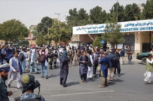 Əfqanıstanda dövlət universitetləri yenidən açılır