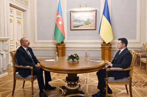 Ukrayna Prezidentinin adından İlham Əliyevin şərəfinə lanç verilib