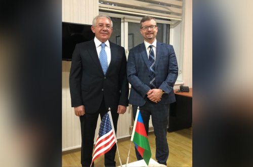 ABŞ-ın müvəqqəti işlər vəkili DİN-in sığınacağına baş çəkib