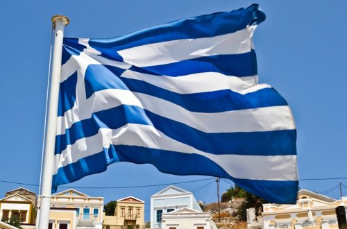 Yunanıstanda peyvənd olunmamış yaşlı insanlar cərimələnəcək