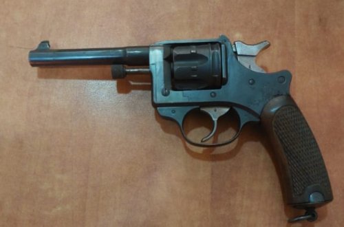 Lənkəran sakinində tapança aşkarlanıb