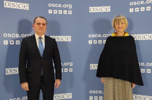 Ceyhun Bayramov ATƏT-in Baş katibi Helqa Şmit ilə görüşüb