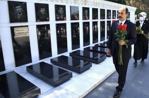 Джахит Багчи выразил азербайджанскому народу соболезнования в связи с кровавыми январскими событиями