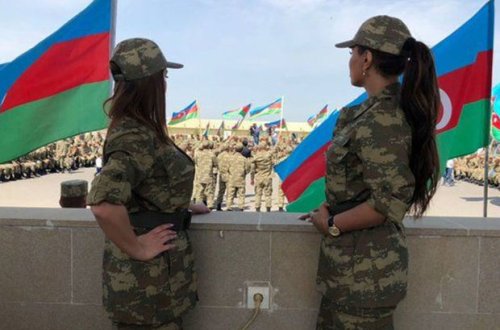 Кто будет оштрафован на 500 манатов за ношение военной формы? - ВИДЕО