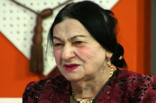 İntim fotoları yayıldı, ruhi xəstə oğlunun ölümünü ondan gizlətdilər, “qoymayın ölüm” deyib imdad dilədi...