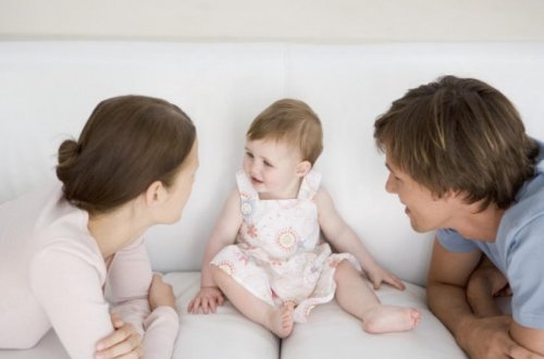 Valideyn himayəsindən məhrum olmuş uşağa görə aylıq müavinət artırılıb