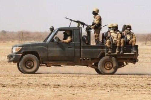 Burkina-Fasoda hərbçilər hakimiyyəti ələ keçirib