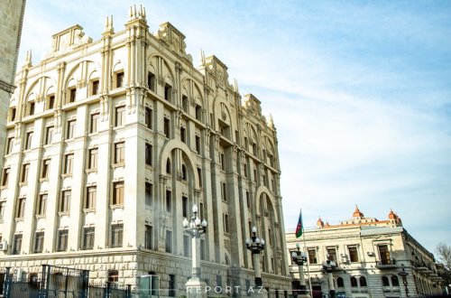 Bakıda məktəbdə müəllim döyülüb, saxlanılan var