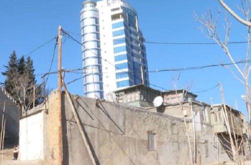 Bakının mərkəzində narkomanlar yuvası - Sakinlər üçün təhlükə - VİDEO