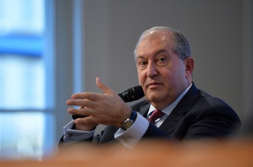 Ermənistan MTX Armen Sarkisyanın vətəndaşlıq məsələsini araşdıracaq