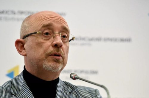 Ukraynanın müdafiə naziri rusiyalı həmkarı ilə görüşməyə hazırdır