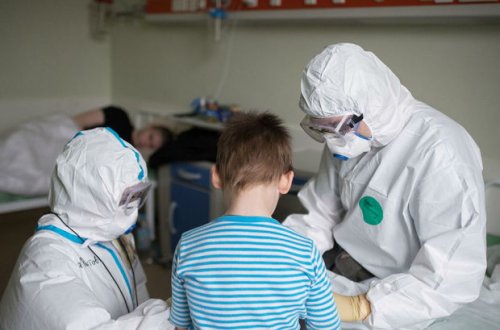 Moskvada koronavirusla xəstəxanaya yerləşdirilən uşaqların sayı kəskin artıb