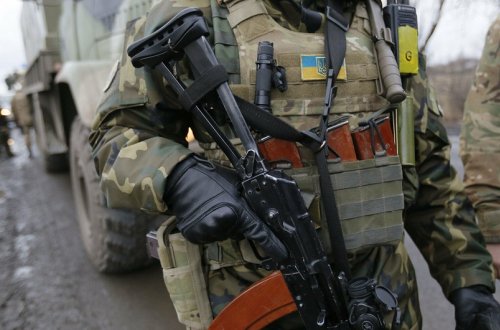 Ukraynada əsgər xidmət yoldaşlarına atəş açıb, 5 hərbçi ölüb, 5-i yaralanıb