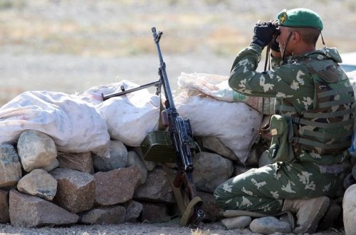 Qırğızıstan və Tacikistan arasında danışıqlar baş tutmayıb, atışma gedir