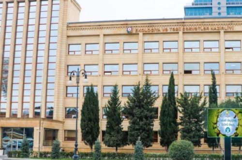 Nazirliyin gəmisi 20 min manata satılır - Alan yoxdur + FOTO