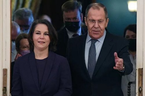 Almaniya və Rusiya XİN başçıları Ukraynadakı vəziyyəti müzakirə edib