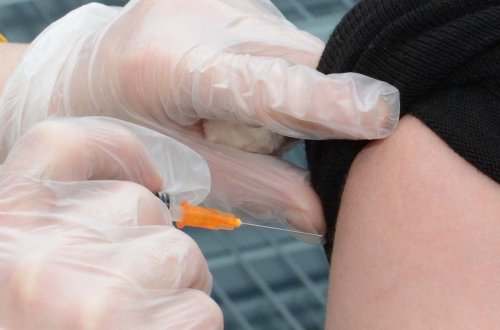 Pandemiyaya qarşı ən effektiv mübarizə yolu vaksinasiyadır - TƏHLİL