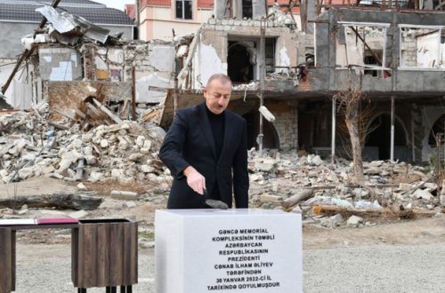Azərbaycan lideri Gəncə Memorial Kompleksinin təməlini qoyub - YENİLƏNİB + FOTO/VİDEO